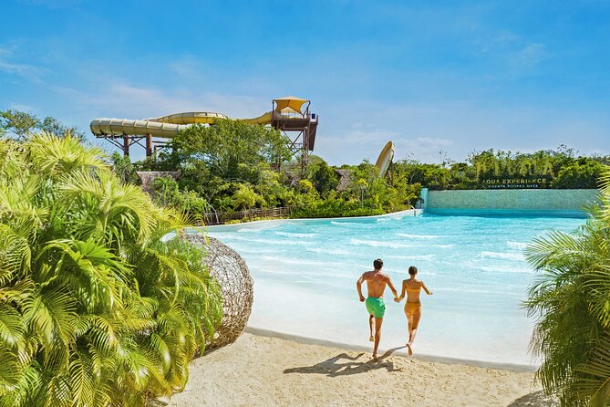 Jungala Aqua Experience - Tropical Whizzard and Paradise Free Fall: fast flumes vs near-vertical drops