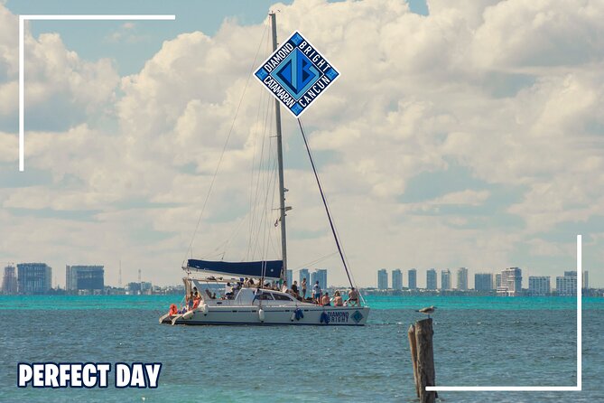 Luxury Catamaran tour to isla mujeres with transportation from Tulum - Snorkeling on Isla Mujeres: Coral Color, Sea Turtles, and Rough-Water Reality