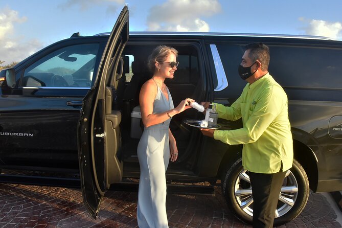Luxury Suv departures from Tulum to Cancun Airport - Hotel lobby pickup: the 10-minute rule (don’t ignore it)
