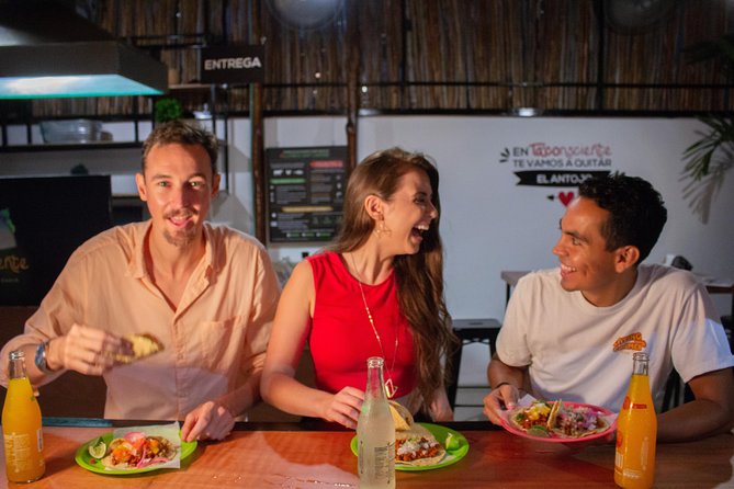 Playa del Camen Vegan Mexican Food Tour - Walking, pace, and the small-group advantage