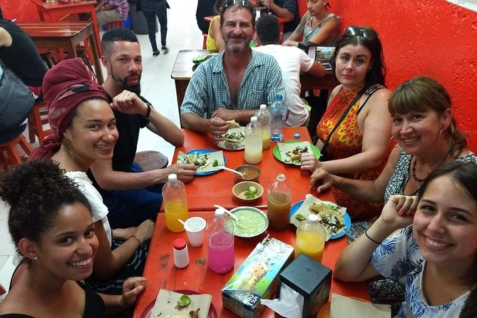 Playa del Carmen Walking Food Tour - Stop 5: Biblioteca Municipal Leona Vicario plaza and tacos al pastor