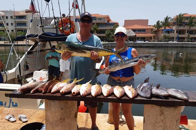 Private Fishing Tour in Yacht Playa del Carmen - How the Fishing Works: Trolling vs. Guided Targets