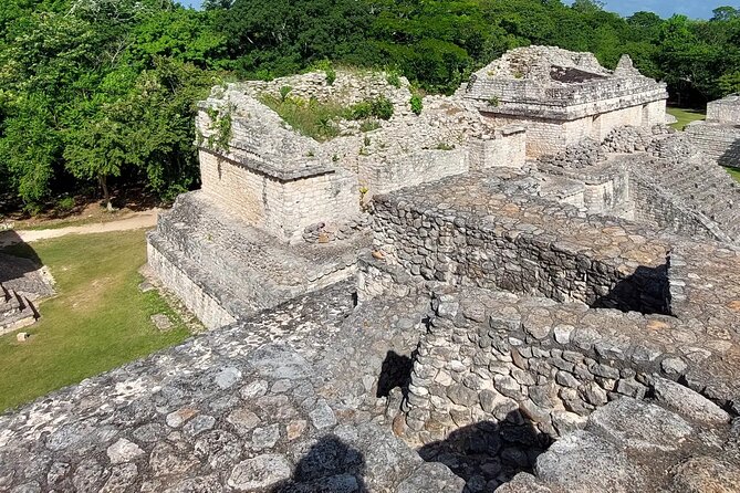 Private guide service in the archaeological zone of Ek Balam - Mobile Ticket + English Guide: Good for Booking Days