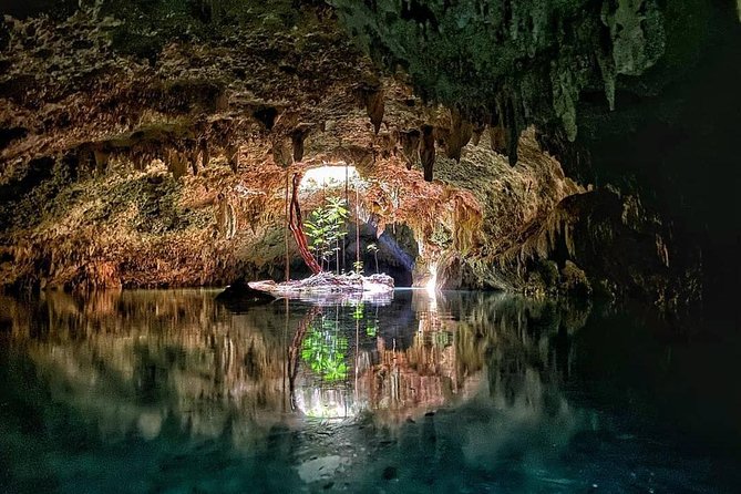 Private Guided Cenotes and Underground River Exploration - Sac Actun: the underground river swim where you don’t need cave diving gear