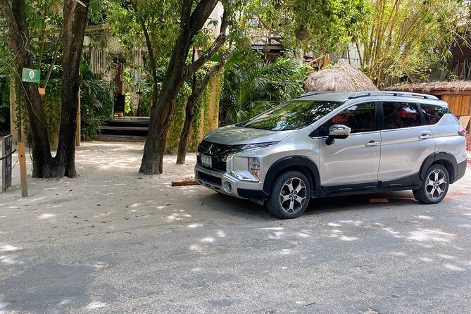 Private one way transfer to Tulum from Tulum airport - The ride itself: small SUV, water, and a pro behind the wheel