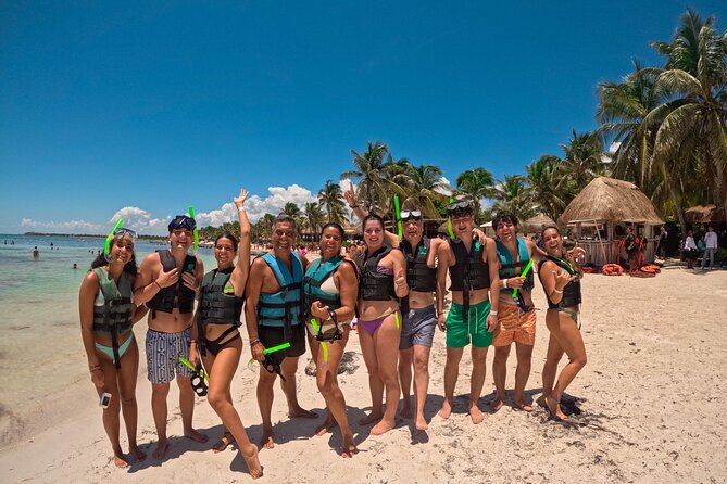 "Private snorkeling with turtles in Akumal + Photos included" - What Happens Once You’re in the Water: Turtles, Rays, and Reef Fish