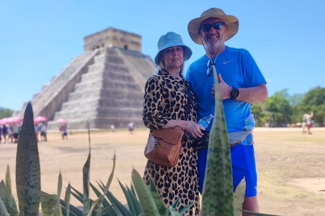 Private Tour: Chichen Itza, Cenote Oxman and Lunch in Valladolid - Chichén Itzá with a private guide: how to see the site without getting lost
