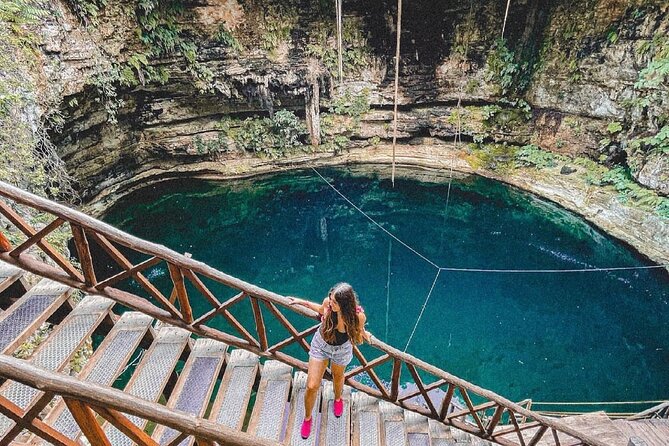 Private Tour Chichen Itza Cenote Valladolid All Inclusive - Puerto Aventuras pickup and the ride to Chichén Itzá