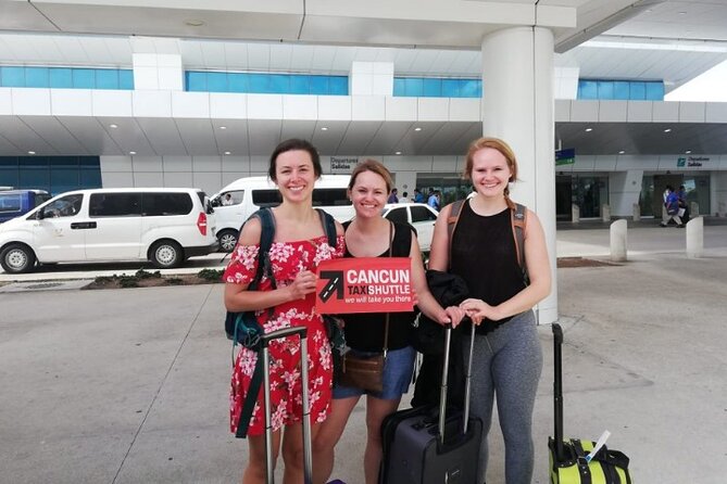 Private Transfer from Playa del Carmen to Cancun Airport - Private pickup that targets one job: getting to Cancun Airport