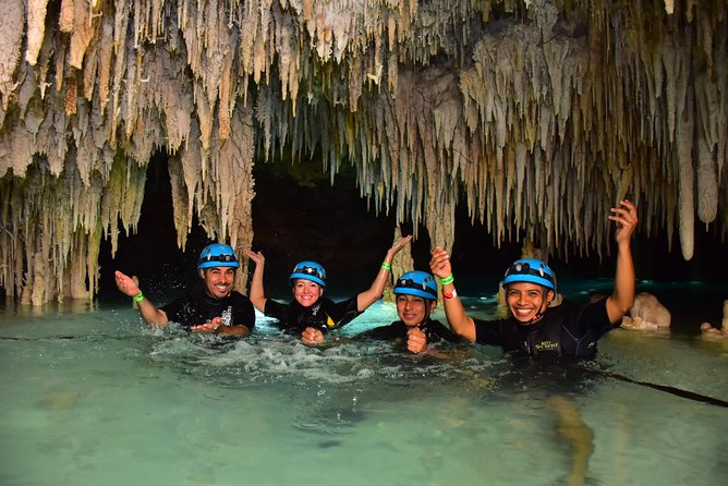 Río Secreto Playa del Carmen - Mayan welcome and the Xtabentun toast