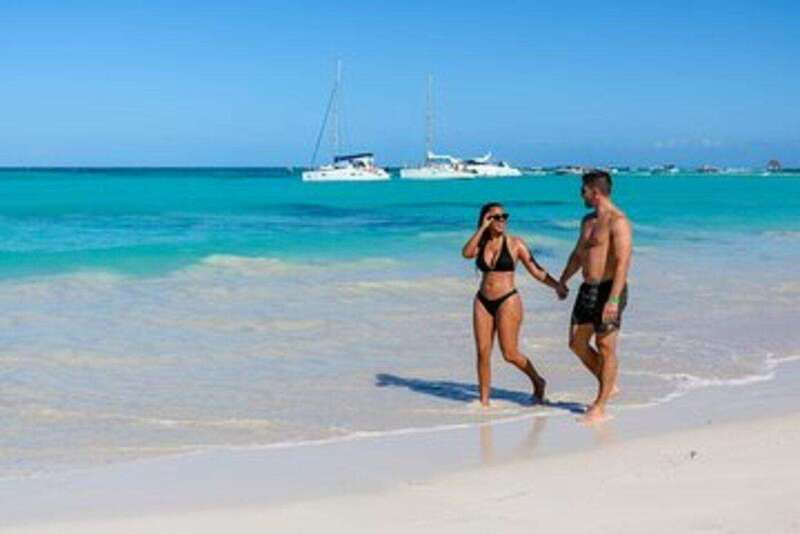 Riviera Maya: Isla Contoy and Isla Mujeres Full-Day Tour - From Cancun or Playa del Carmen: the ride that starts your day