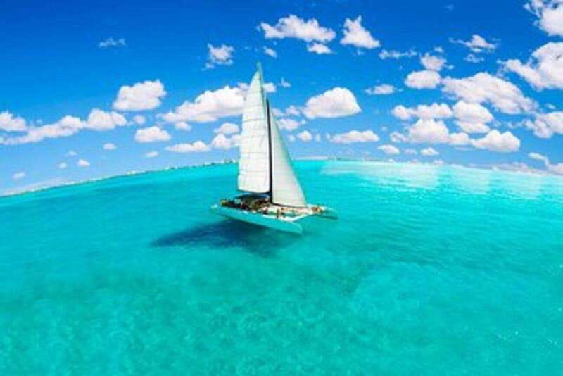Riviera Maya: Isla Contoy and Isla Mujeres Full-Day Tour - Isla Contoy beaches, birds, and a buffet with open bar