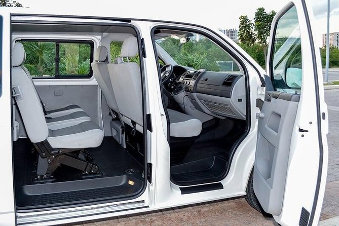 ROUNDTRIP Private Transfer Cancun -Tulum/Akumal /Hilton 1-8 pax - Kids, car seats, and safety add-ons that affect the total