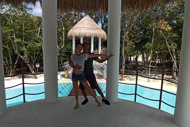 Salsa lessons playa del carmen or Bachata Dance - Your First 60 Minutes in Playa: Warm-Up to Dance Mode
