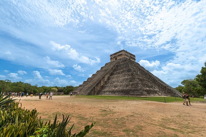 Small group tour to Chichen Itza early access + Cenote + Ekbalam - Cenote Hubiku: the swim break that resets your whole day