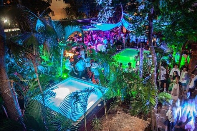 Social Pubcrawl Barcrawl Tulum - Music Expectations: Fun Rules, Not a Guaranteed Playlist