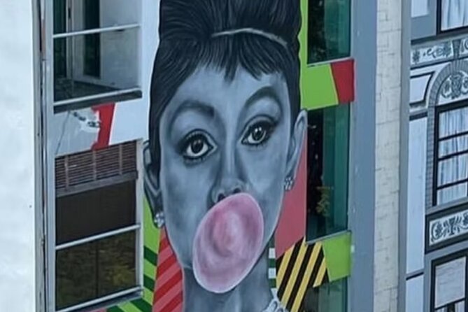 Street Art & Cemetery Cultural Tour - half day - Key things to know before you go