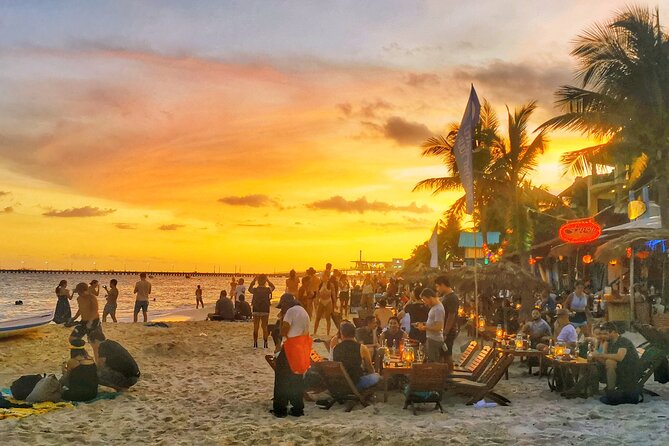 Sunset Session - An Exciting Paddleboard Adventure For All Levels - Aloha Paddleboard & Surf Club: Gear Setup, Lockers, and Quick Coaching