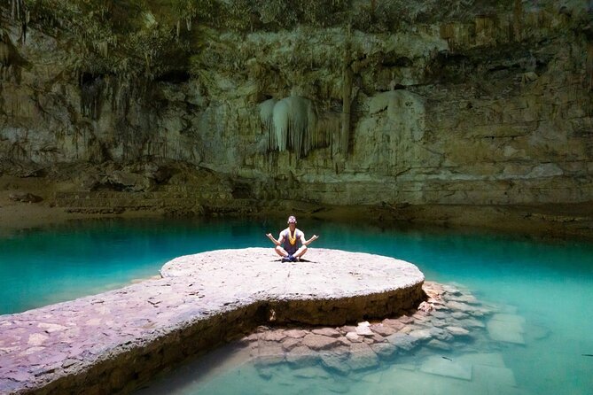 The Great Chichen Itza and Suytun & ikkil Cenotes guided tour - Suytún Cenote: life jackets, swimming, and a buffet stop