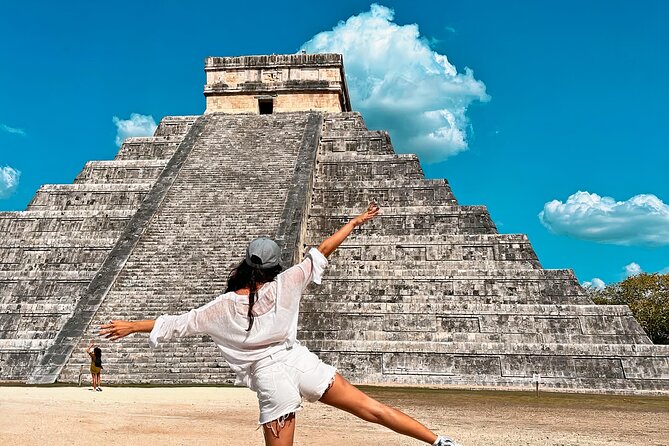 The Great Chichen Itza and Suytun & ikkil Cenotes guided tour - Chichén Itzá: guided context plus real photo time