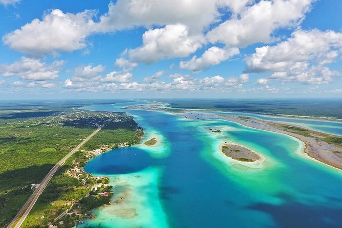 Tour To Bacalar And The Lagoon Of The 7 Colors From Playa Del Carmen And Riviera - The lake ride: Laguna Sujuy-Ha Xul-Ha and the Seven Colors effect