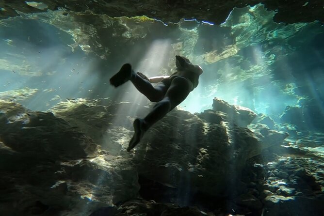 Tour to Coba Tulum and Cenote with Buffet from Tulum - The Tulum Archaeological Site: walled city by the Caribbean coast