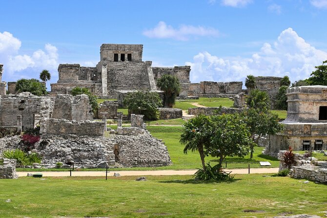 Tour to Tulum and Cenote Swimming with Turtles from Tulum - Lunch, drinks, lockers, and what’s actually included