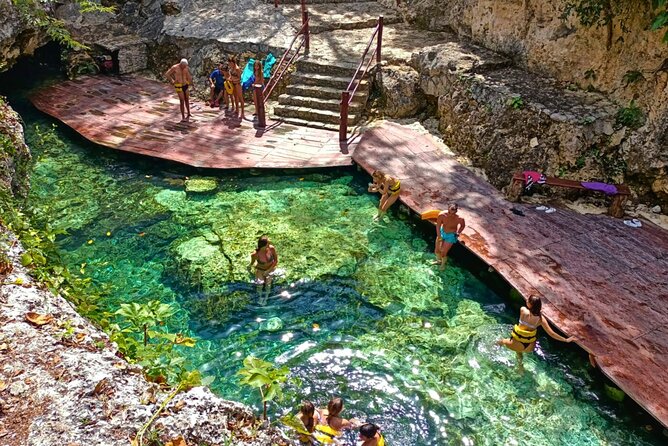 Tour to Tulum and Cenote Swimming with Turtles from Tulum - Guide quality: why the names keep mattering