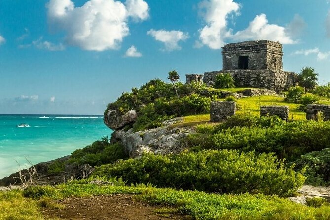 Tour Tulum Coba Cenote and Playa del Carmen (4 in 1) - Pickup, group size, and the reality of a long bus day