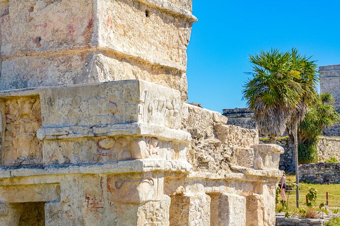 Tulum & Cenote Adventure - Stop 1: Tulum ruins and the Temple of the Frescoes