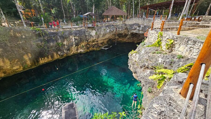 Tulum Classic: history and culture with cenote - Letras Azules and Ven a la Luz: short photo stops that set the tone