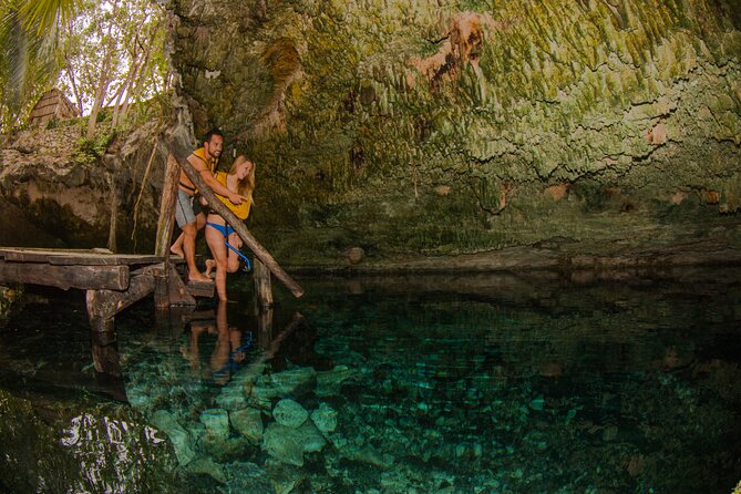 Tulum highlights tour, Cenote & Jungle Village pick up included - Stop 1: Tulum ruins with Caribbean views in the same photo