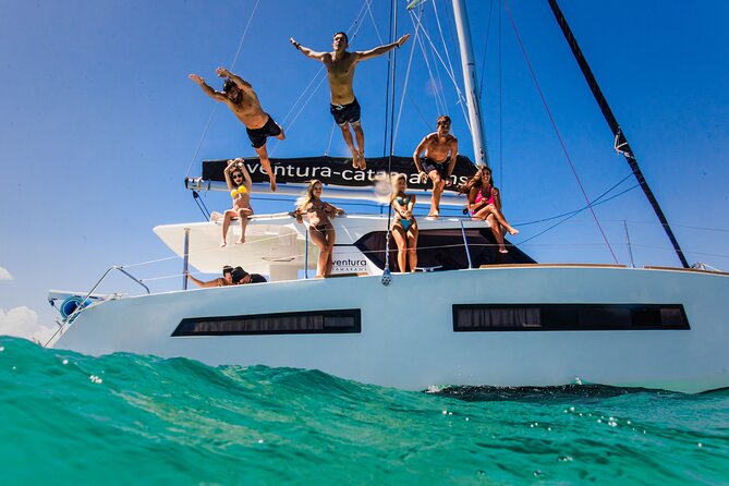 Tulum: Luxury Sail & Snorkel – All Inclusive 34' Catamaran - From Puerto Aventuras to the open water