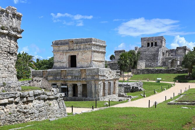 Tulum Mayan Ruins GPS Self-Guided Walking Audio Tour - El Castillo: the 40-foot landmark you can’t miss