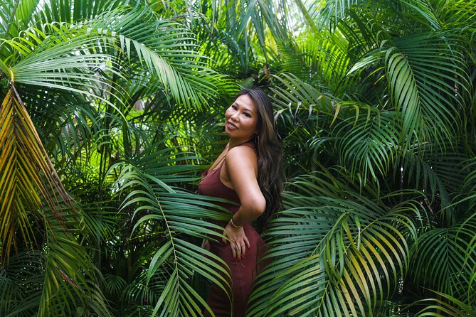 Tulum photo tour experience - Stop 1: Tulum hot spots like Ven a la luz and the Tulum sign