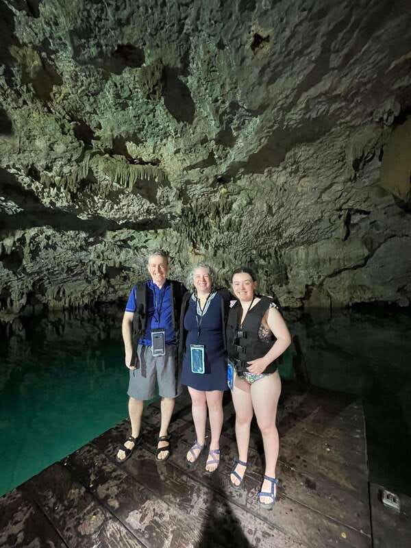 Tulum: Private Tour 2 Cenotes Sac Actun, the longest underground river in the world - Food stop: Mayan and Mexican gastronomy with real tasting time