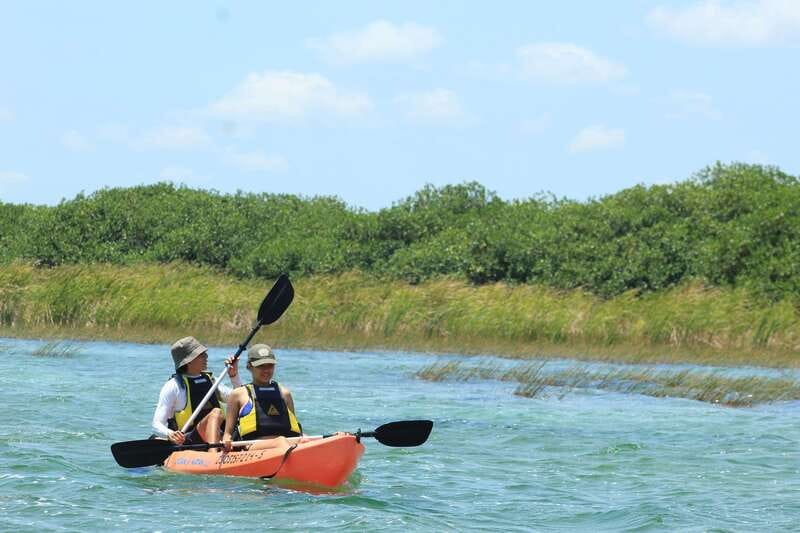Tulum: Sian Ka'an Biosphere Reserve Kayak Tour - Chunyaxché lunch at Los Aluxes: the meal is part of the attraction