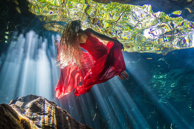 Underwater Photo Shoot Experience in Cenote - How the near-surface underwater approach keeps it doable