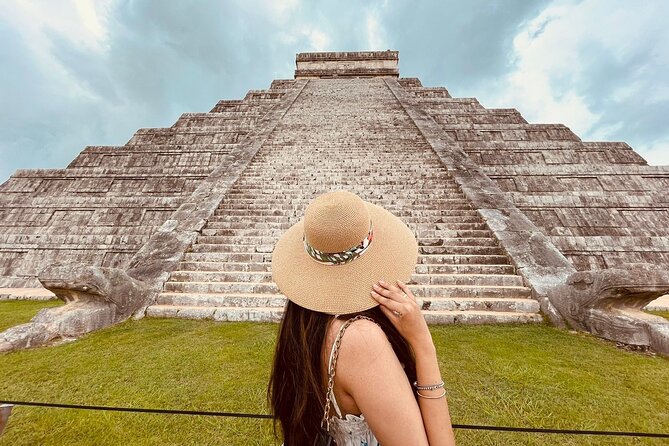VIP Chichen Itza Private Tour - Luxury Car - Your cenote stop: San Lorenzo Oxman and the rope-jump option