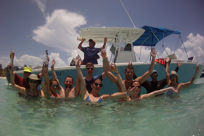Whale Shark Encounter Full-Day all inclusive Tour from Riviera Maya - Isla Mujeres and Playa Norte: what the island break is actually like